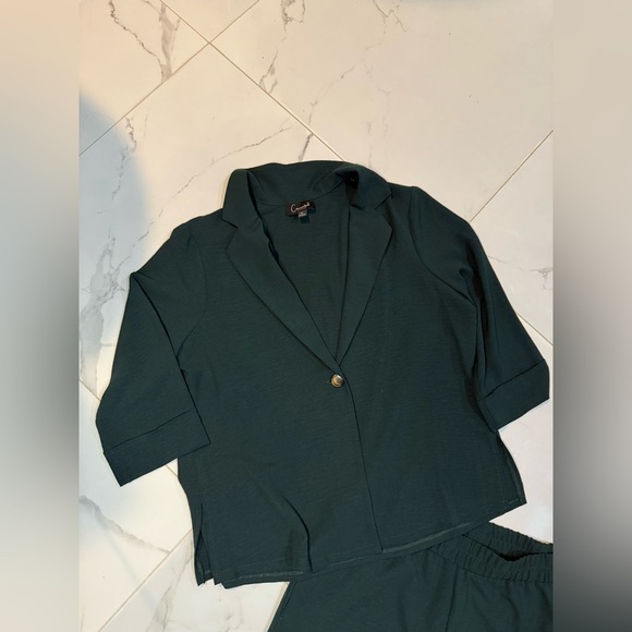 Connected Apparel Dark Green Two-Piece Set/ Size PL - Picture 2 of 4